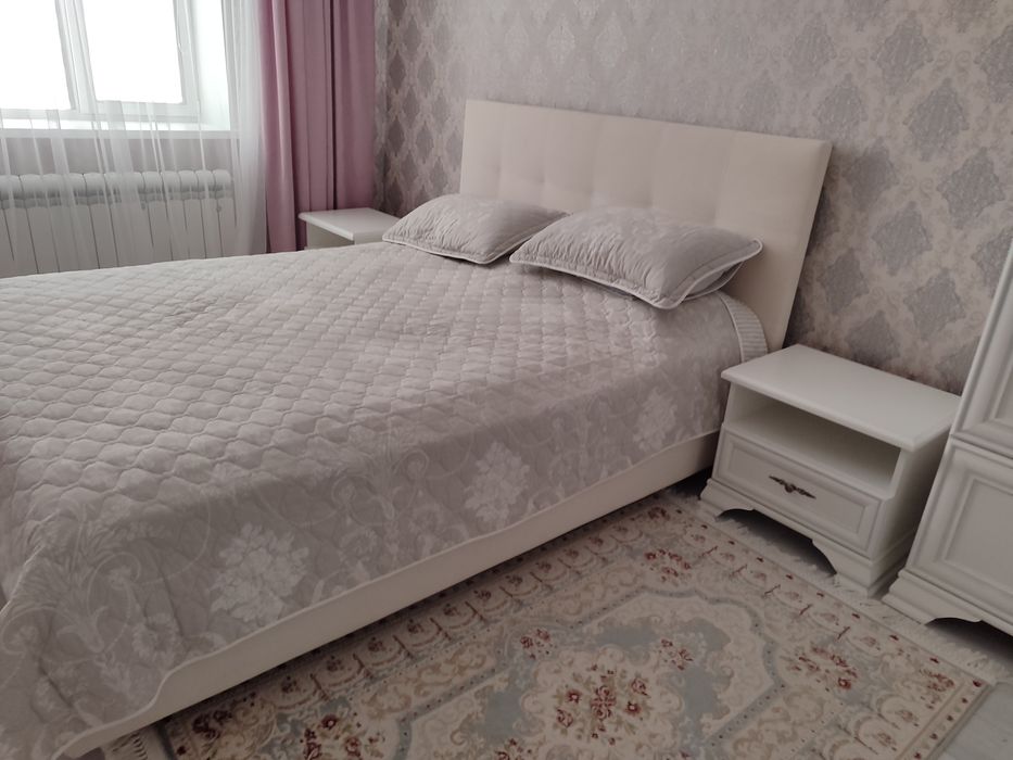 Продам спальный гарнитур