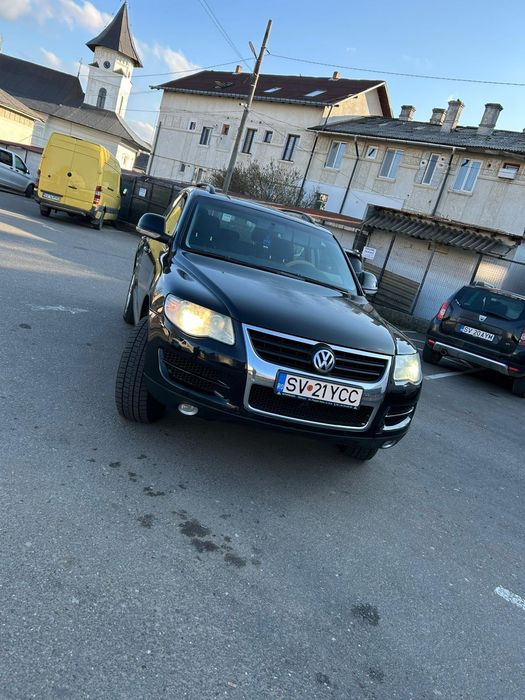 Vând Volkswagen Touareg 2008 2.5