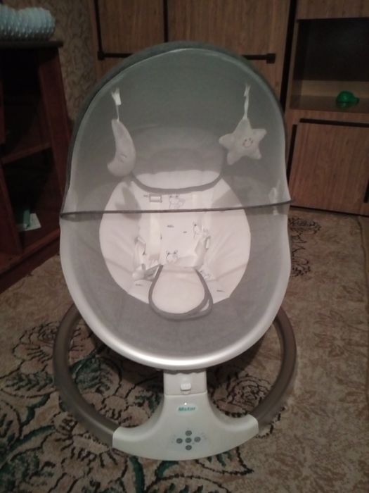 Продам шезлонг 25000