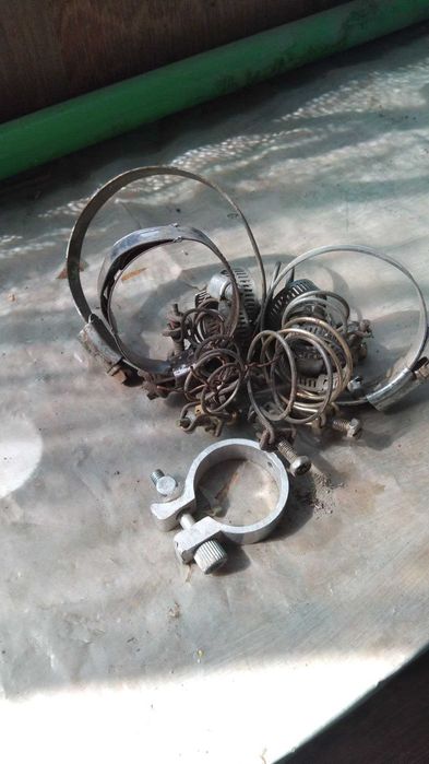 Втулка переходник для сверла с хвостовиком и хомуты всех размеров .