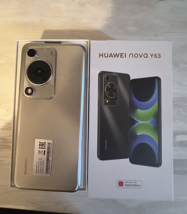 Телефон Huawei nova Y63