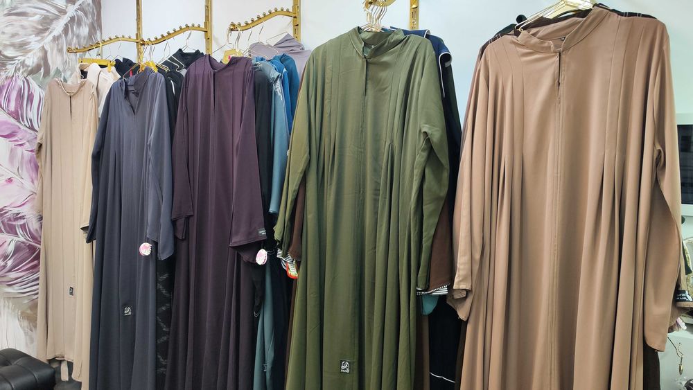 Misr abayalari, hijob, ayollar ko'ylagi