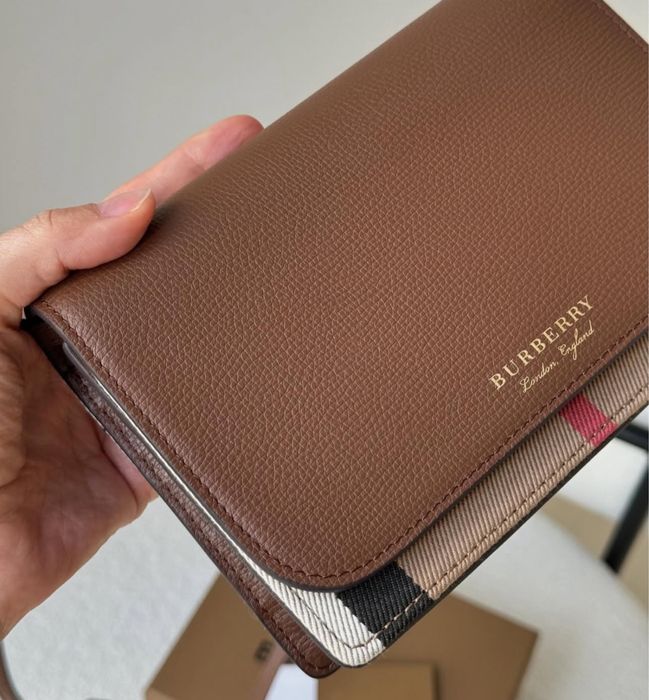 Новая сумка Burberry