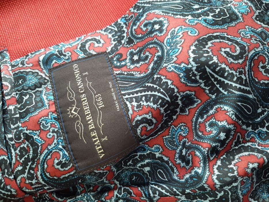 Sacou Bigotti, model Conti, roșu