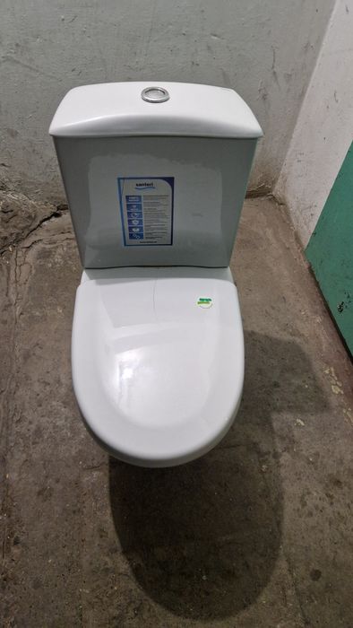 Продам унитаз в хорошем состоянии