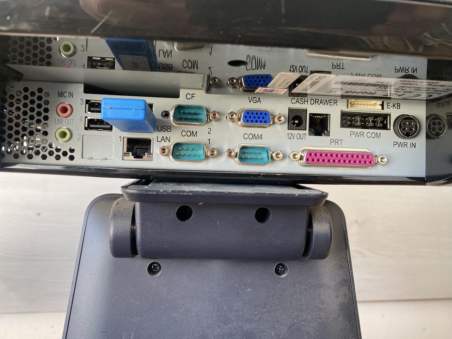 Пос система-touch screen