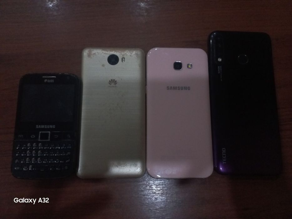 продаю нерабочие телефоны, старые