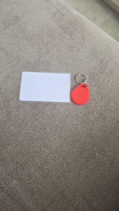 Copiere chei NFC și RFID (cartele gunoi, cartele de interfon)