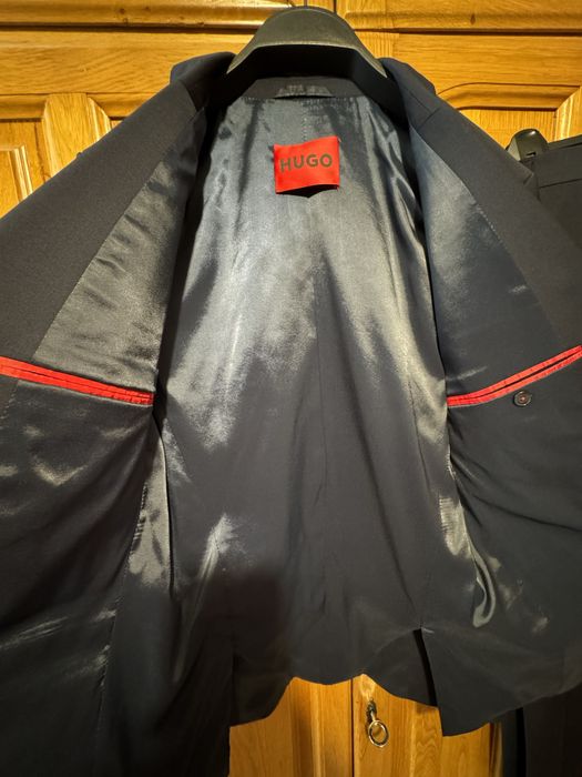 Costum (sacou+pantaloni) Hugo