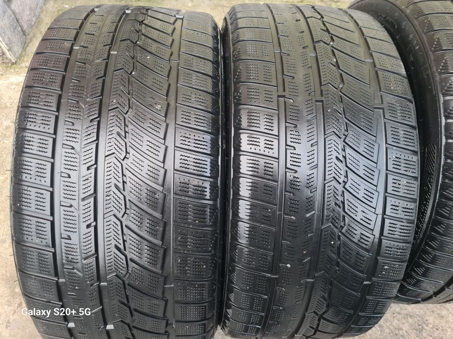 245/40R18 Fortune M+S