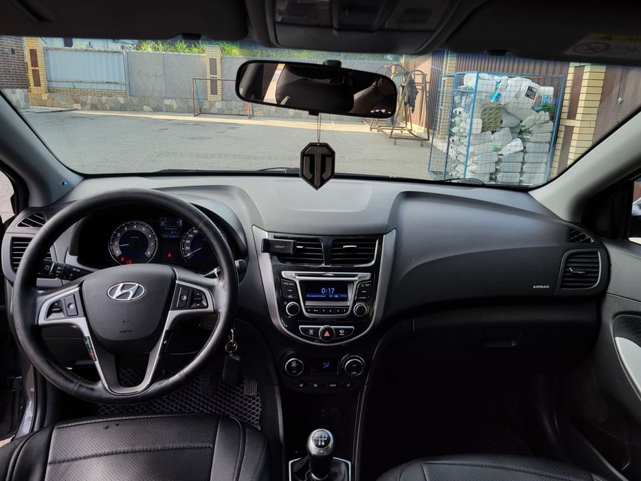 Хёндэ Солярис 2014г 1,4 МКПП.Пробег 123000