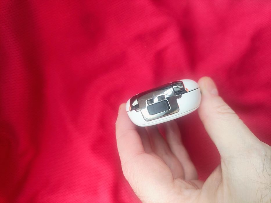 Motorola U6 Pebl white ( decodat)