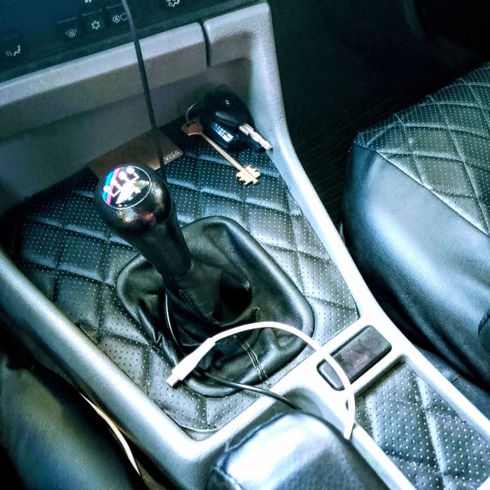 Продам BMW M5 E34