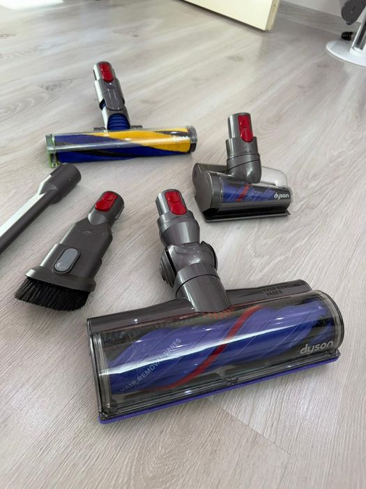 Приставки за Dyson v12