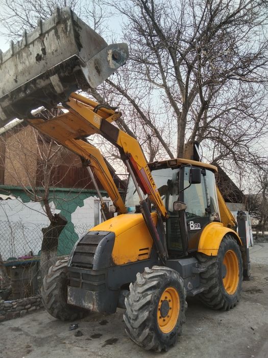 Продам Экскаваторпогрузчик