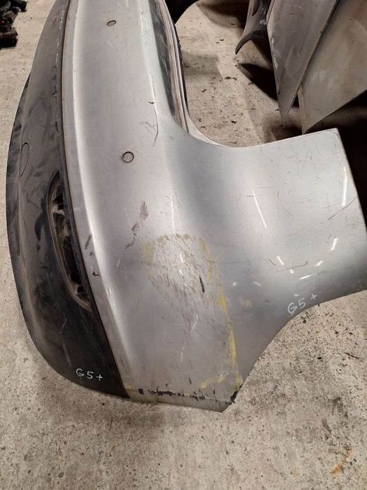 Задна броня за Голф 5+/Golf 5 Plus 04г-09г.- СЪС ЗАБЕЛЕЖКИ