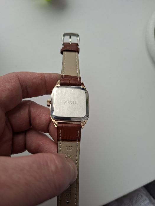 Продам часы СССР