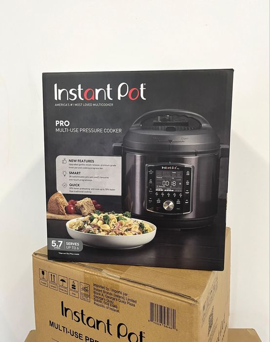 Multicooker Instant Pot Pro, 1200W 9 programe, 28 presetari Capacitate 5.7 litri, Capac detasabil, Negru - Nou!