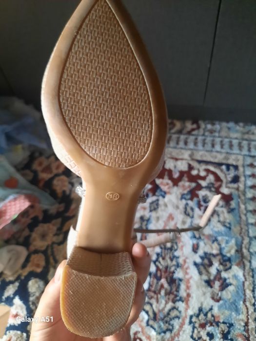 Trenddagi tufli  vecherniy va kundalik uchun