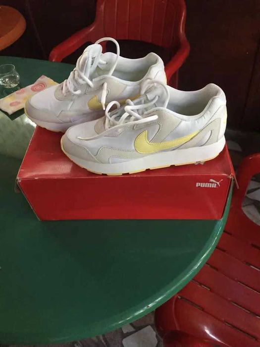 Оригинални маратонки Nike дамски