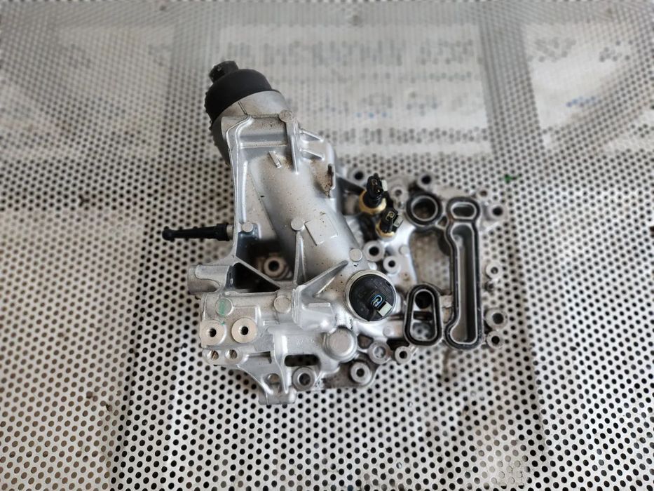 Suport Termoflot Filtru Ulei Mercedes E Class C Class W213 W238 GLC W253 X253 GLE W205 Vito W447 Sp