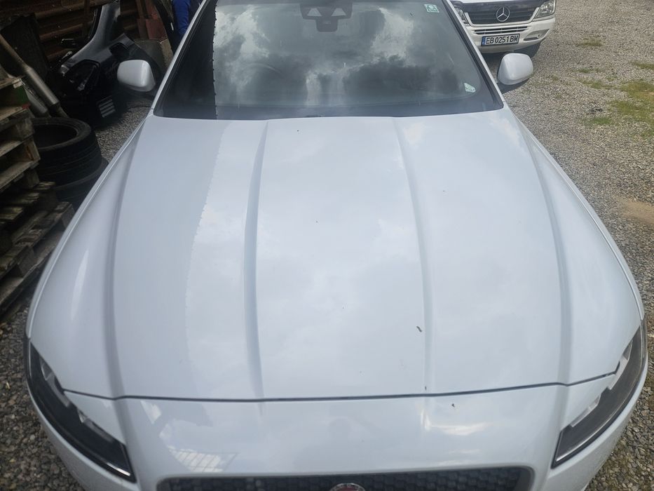 Преден капак за Jaguar XF 2017г.