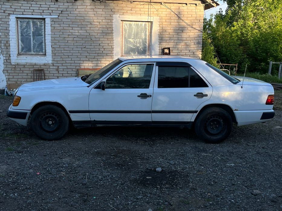 Мерседес 124 м103