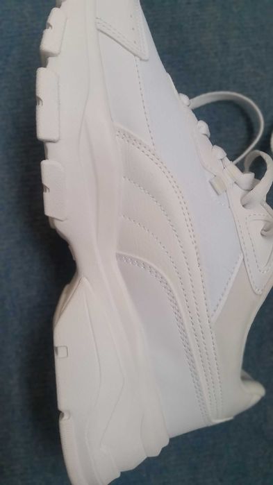 Продавам изгодно маратонки Puma