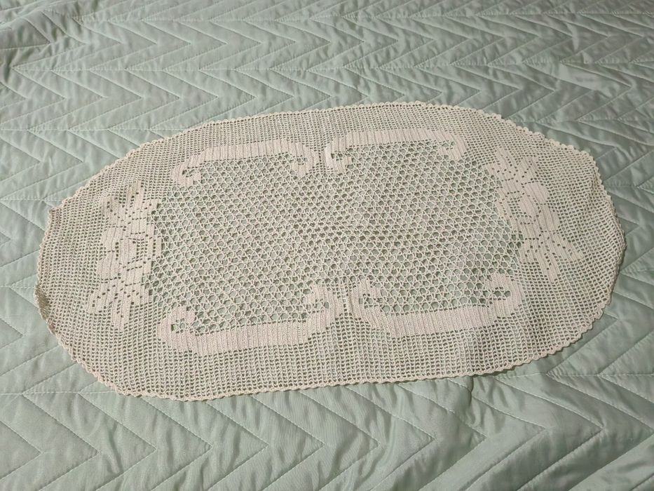 Плетени карета на ръка