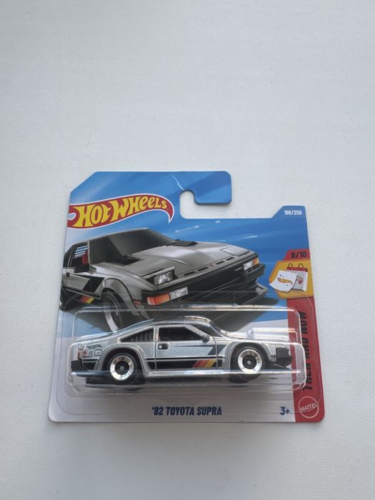 В идеялном состояний ‘82 TOYOTA SUPRA Hot wheels