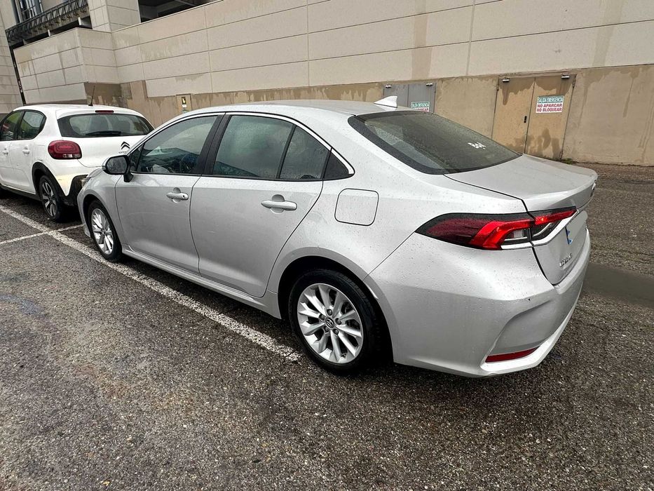 Toyota Corolla 1.8 Hibrid 2020 12k Euro6