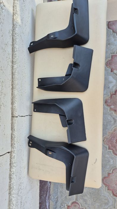 Брызговики rav 4