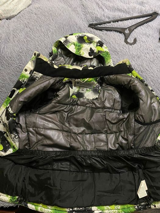 продам куртку зимнюю