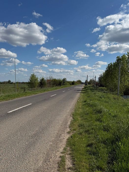 Ofer spre vanzare 2 parcele / Teren intravilan in Lazuri 1.000 mp ( 10 Ari )