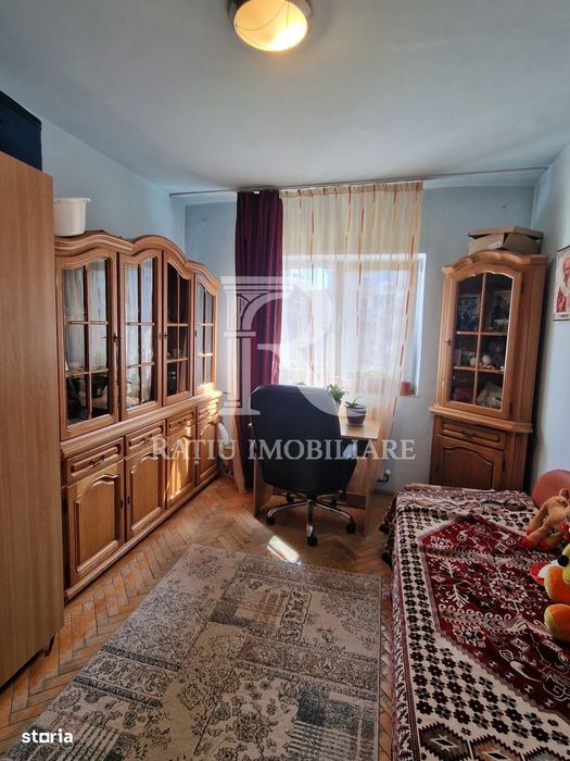 Apartament cu 3 camere | Xenopol | Oradea