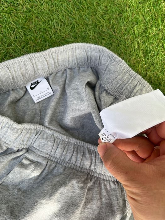 Мъжки къси панталонки : Nike Sportswear Fleece Club S