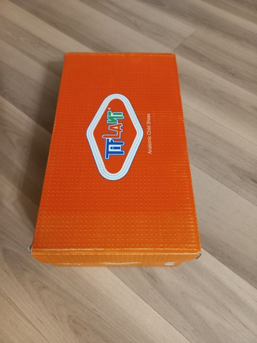 Продам детские летние босоножки