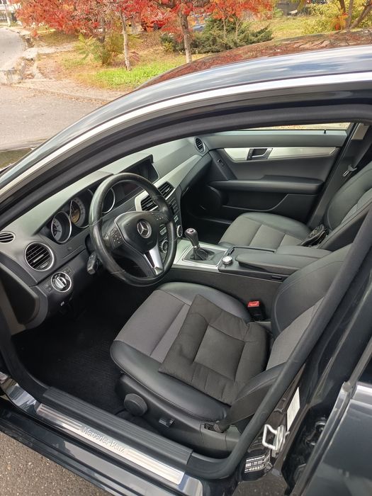 Mercedes-Benz C200 W204 Avantgarde | 1.8 Benzină | 184 CP | 2011