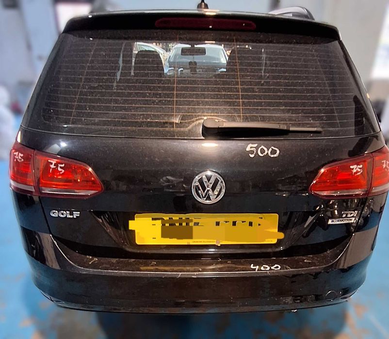 Dezmembrari  VW GOLF 7 BREAK  / 1.6 TDI MODEL 2015