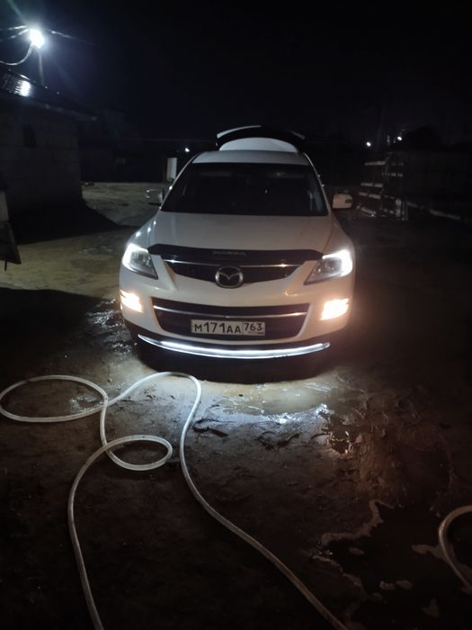 Мазда  С Х 9 белая