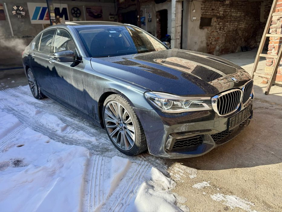 BMW G11 750iX На Части