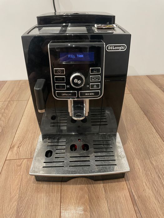 Автоматична кафе машина Delongi Magnifica