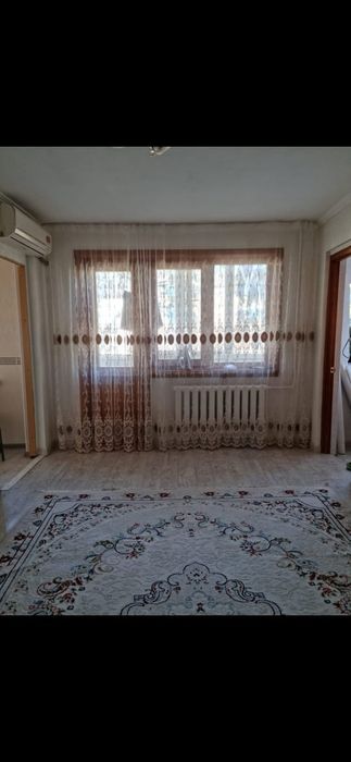 Квартиру 47кв.м.2ком.3этаж.