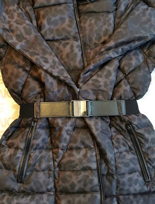 Оригинално зимно яке Guess