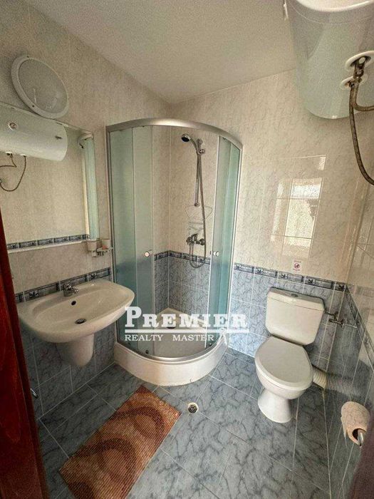 Продава се Двустаен апартамент в к.к. Слънчев бряг - 63 кв.м за 1008 €/кв.м - Снимка #2