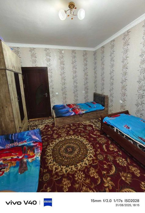 Продаётся дом Яшнабадский район  1,8 сотки 3 комнаты