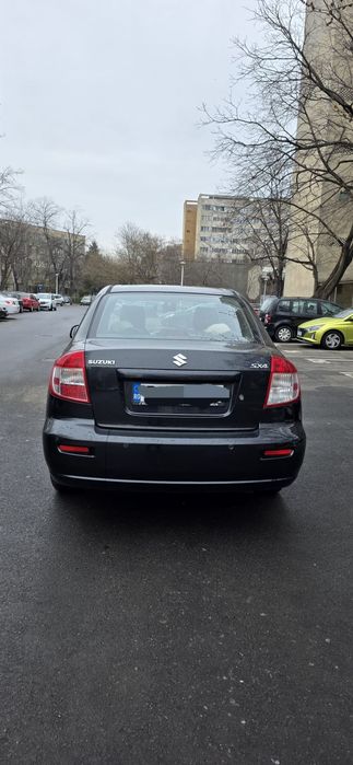 Vând Suzuki SX4 Sedan