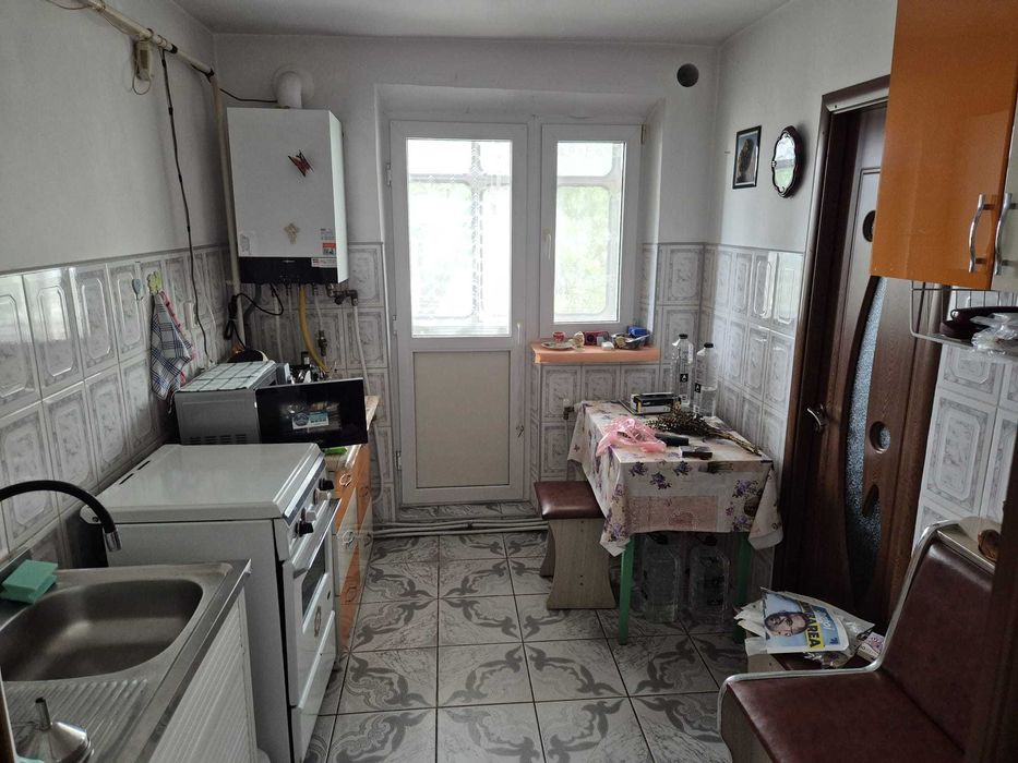 Vând Apartament 2 camere + dependințe