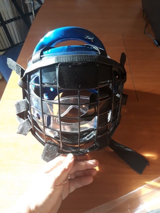 Защитна метална решетка /маска/ за пред лицето, за каска/шлем