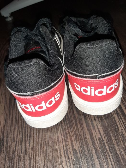Incaltaminte sport Adidas